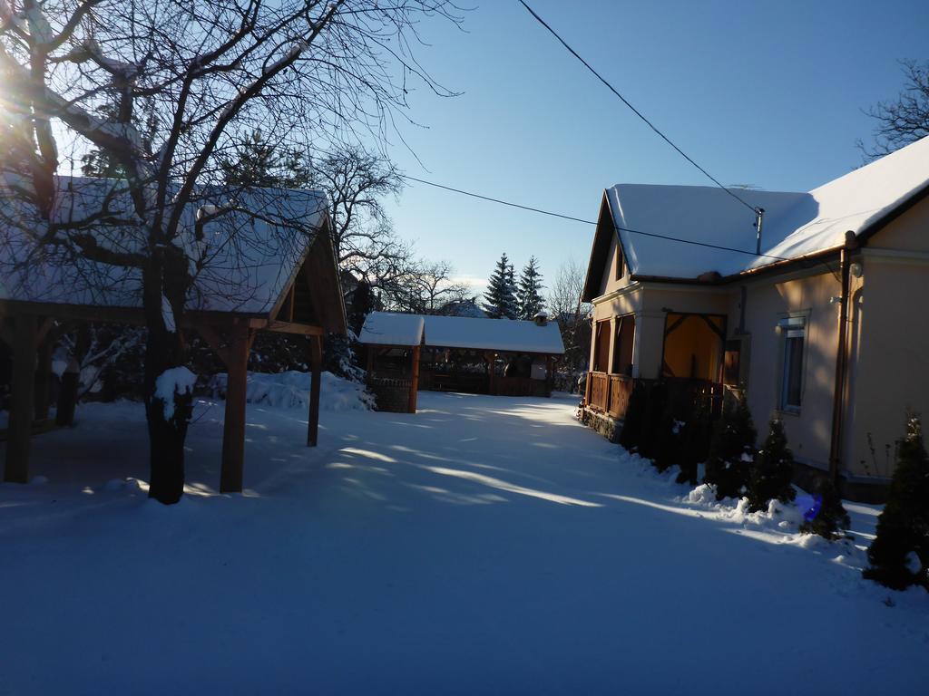 Zergeboglár Vendégház Szilvásvárad Esterno foto